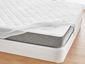 FITTED MATTRESS PROTECTOR